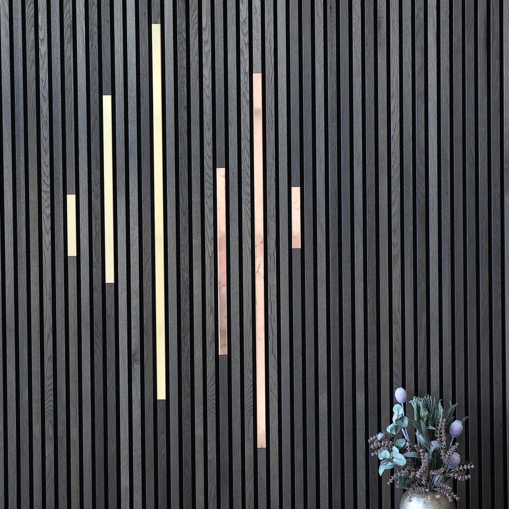 Afbeelding 4 van 6 in Covers galerij