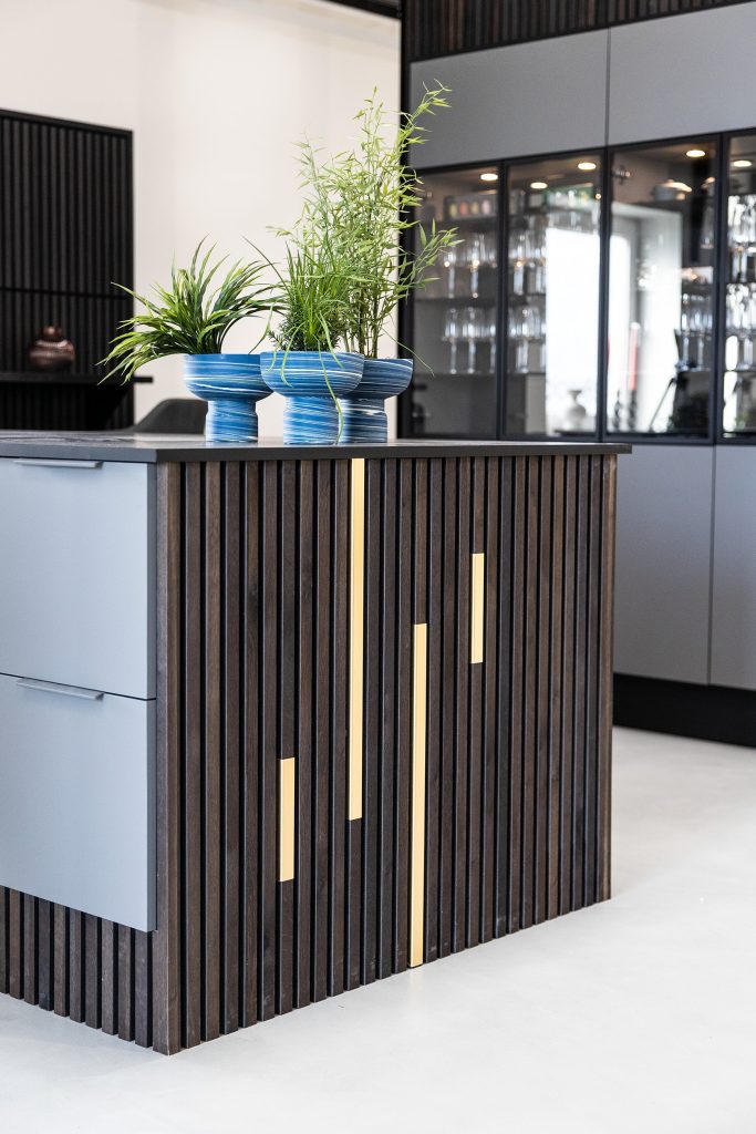 Afbeelding 5 van 6 in Covers galerij