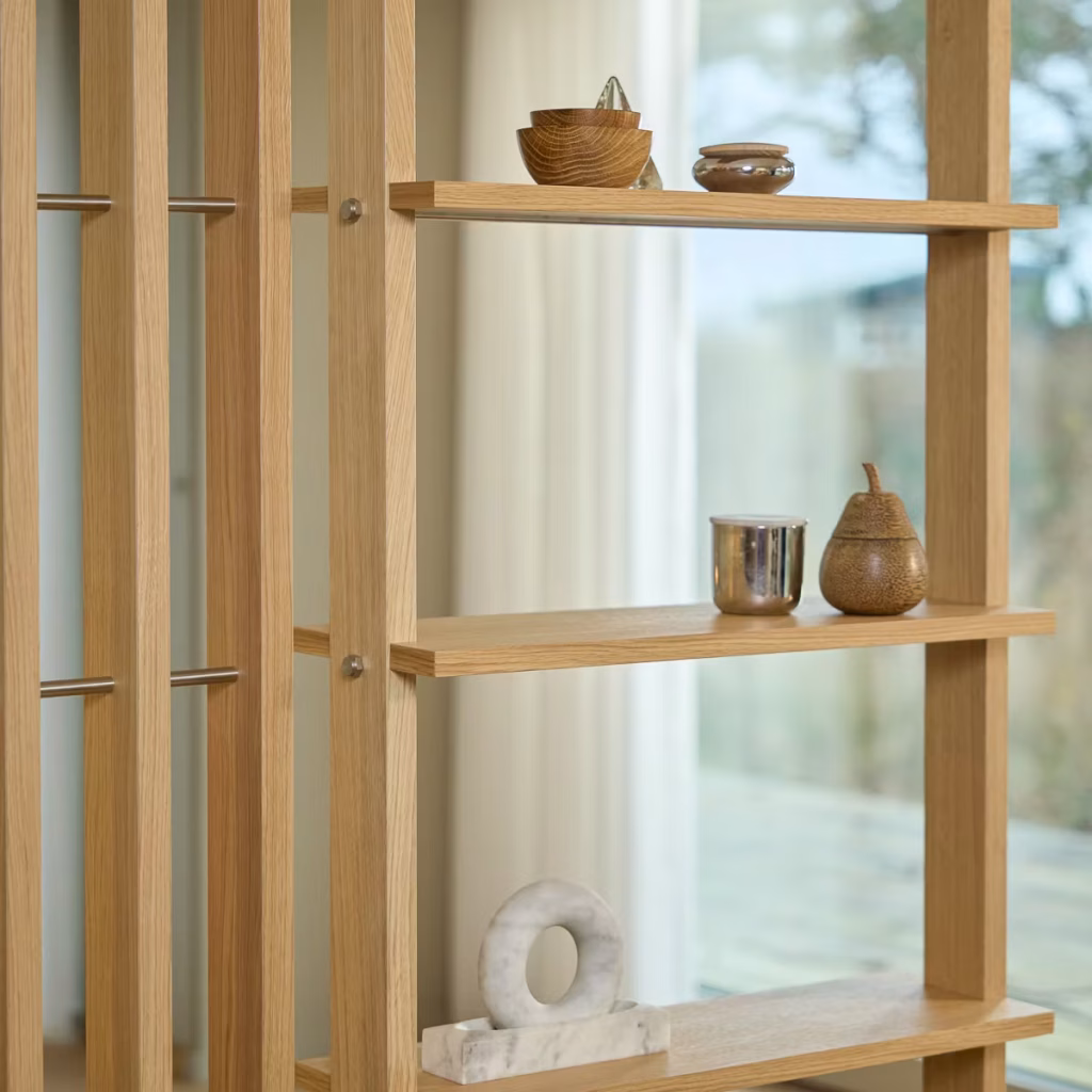 Afbeelding 8 van 10 in EMBRACE | Lova Wood Shelf galerij